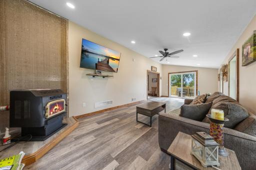 25115 Lamb Avenue, Kenyon, MN 55946
