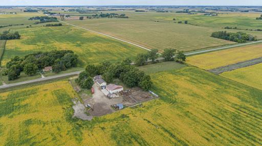 25115 Lamb Avenue, Kenyon, MN 55946