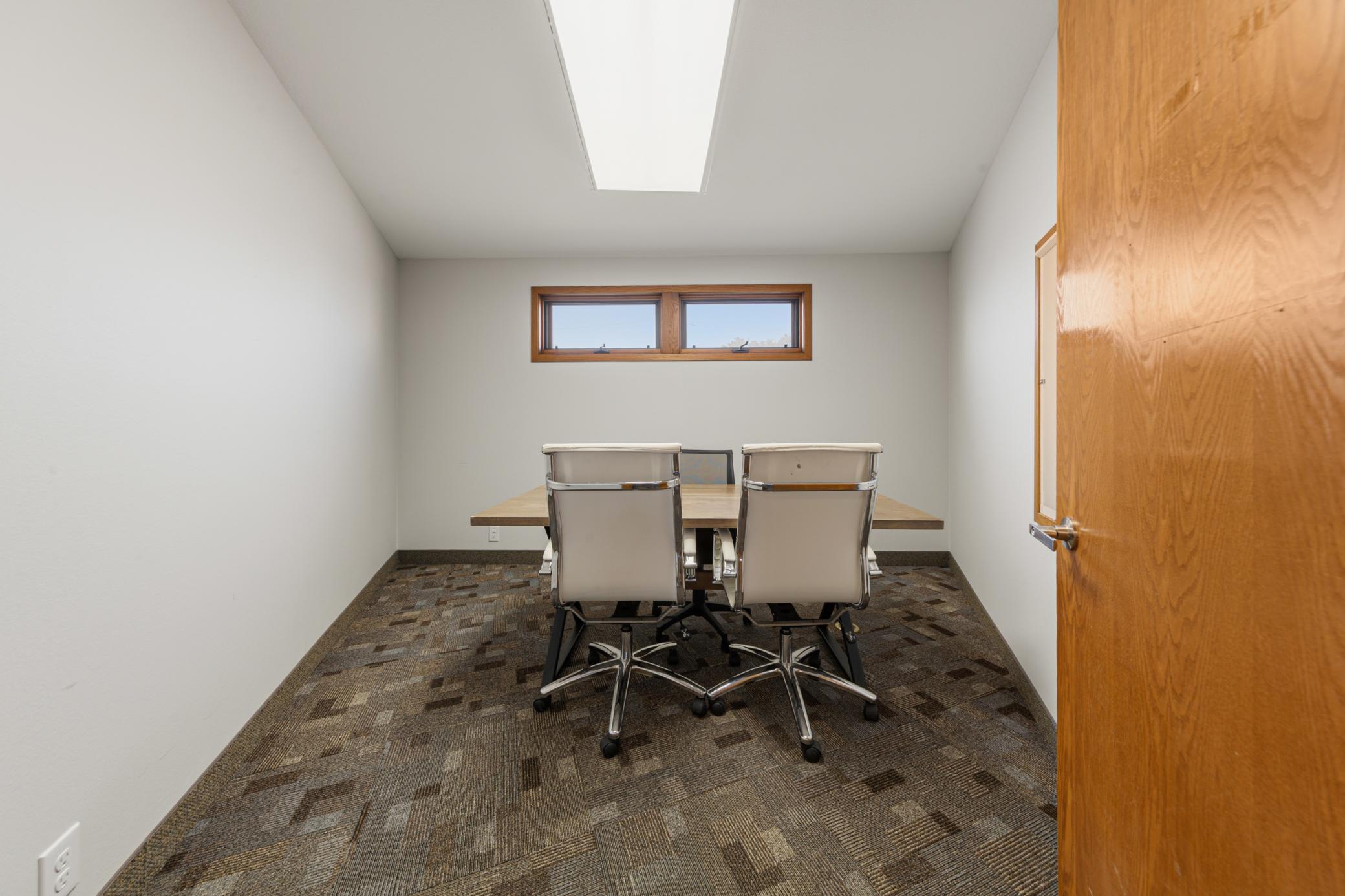 20 office.jpg