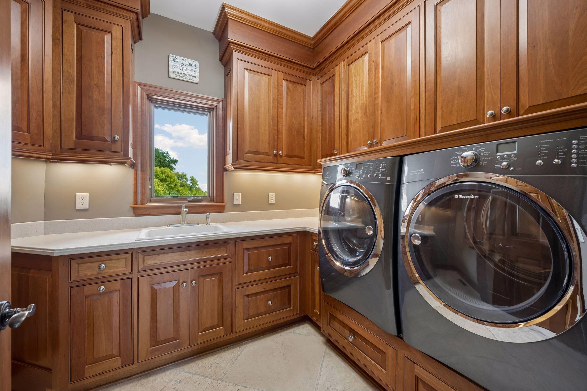 1 of 2 Laundy areas