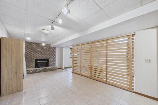 3024 Crescent Lane NW, Rochester, MN 55901