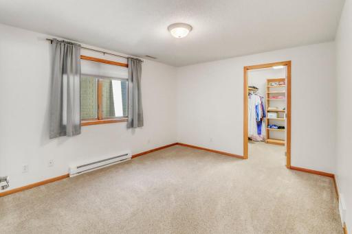 Basement Bedroom2_1