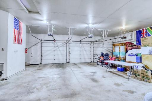 Garage1_1-1280.JPG