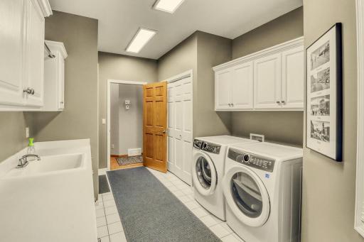 Laundry_mudroom1_2