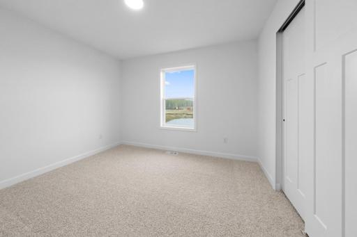 (Photo of an inventory home, actual homes finishes will vary)