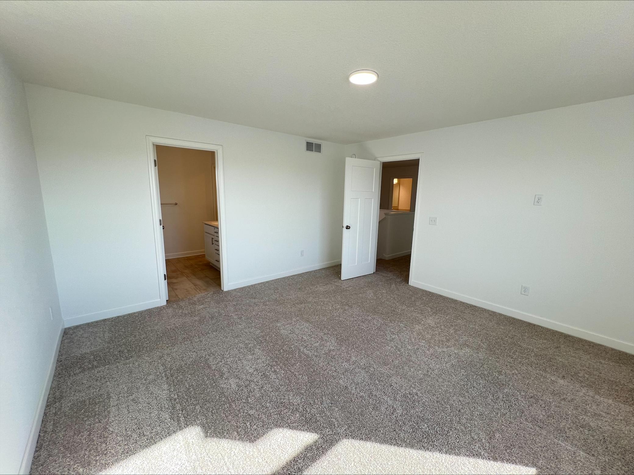 (Photo is of the actual home.)