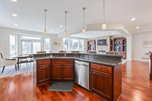 2056 Arnold Palmer Dr - Web Quality - 026 - 20 Kitchen.jpg