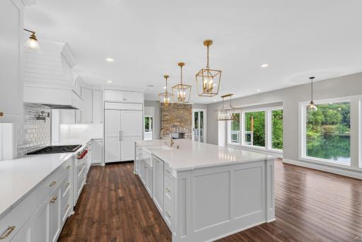 28200 Boulder Circle, Excelsior, MN 55331