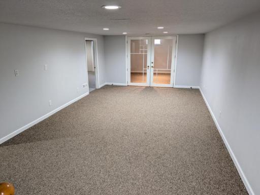 851 4th Avenue SE, Wells, MN 56097