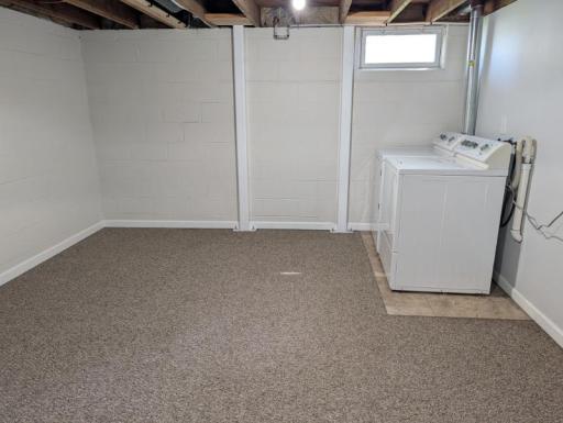 851 4th Avenue SE, Wells, MN 56097