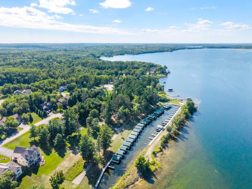 Beautifully maintained grounds and a picturesque setting, with the lake just a short walk away to the beach, dock, or boat.