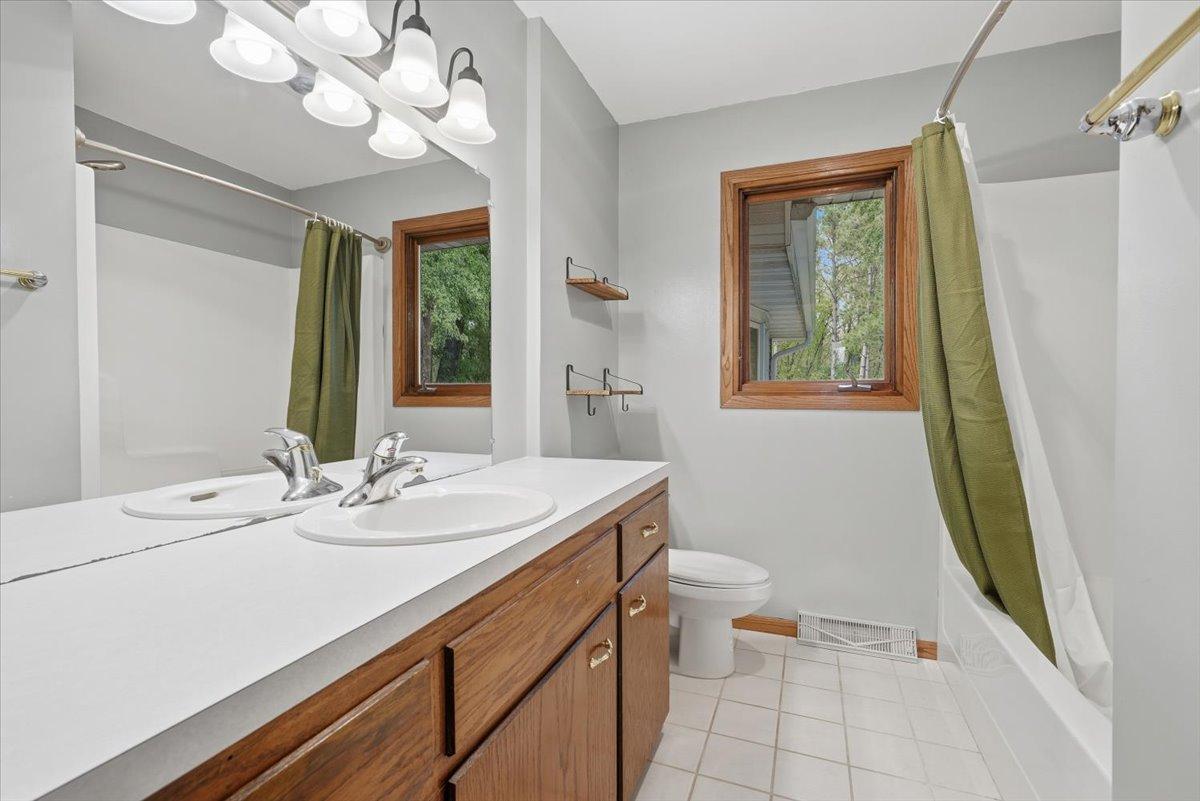 Full 2nd bathroom on main floor.