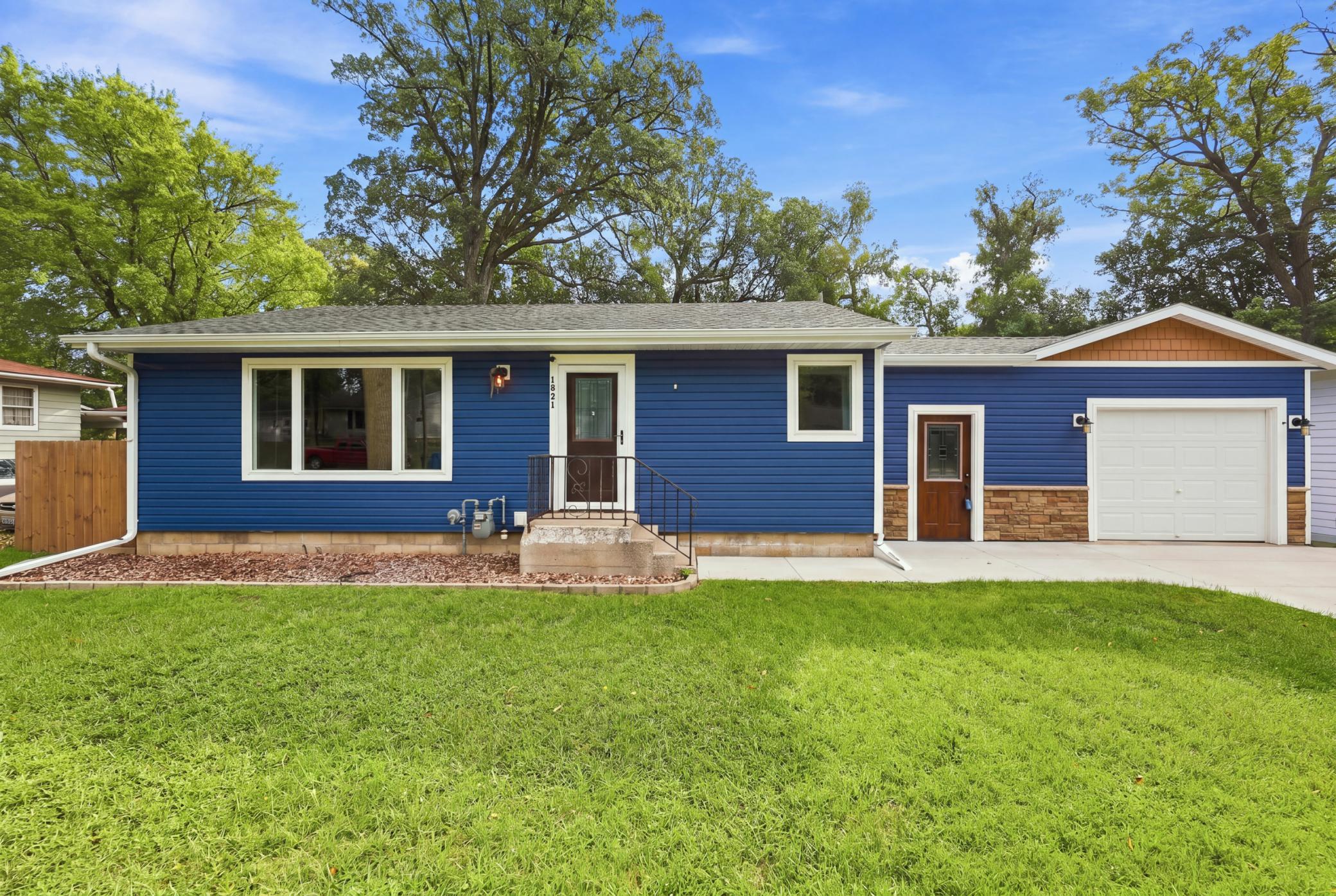 1521 Gary Avenue, Detroit Lakes, MN 56501