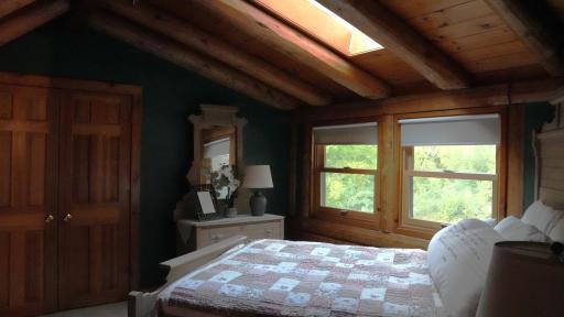 Bedroom - 1 of 6