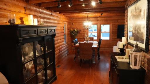 Formal Dining