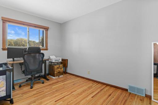 6810 Brookview Drive NE, Fridley, MN 55432