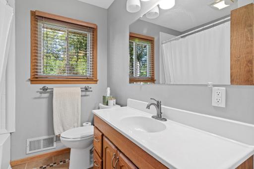 6810 Brookview Drive NE, Fridley, MN 55432