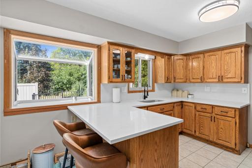 6810 Brookview Drive NE, Fridley, MN 55432