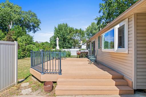 6810 Brookview Drive NE, Fridley, MN 55432