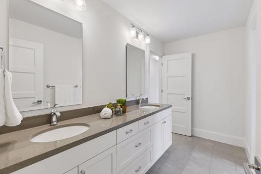 5413 Doncaster Way, Edina, MN 55436