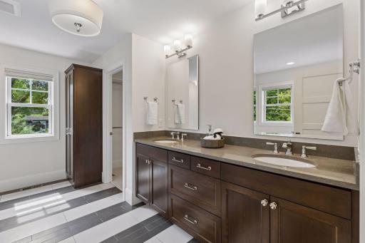 5413 Doncaster Way, Edina, MN 55436
