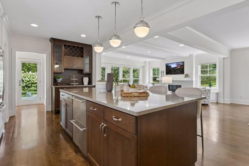 5413 Doncaster Way, Edina, MN 55436