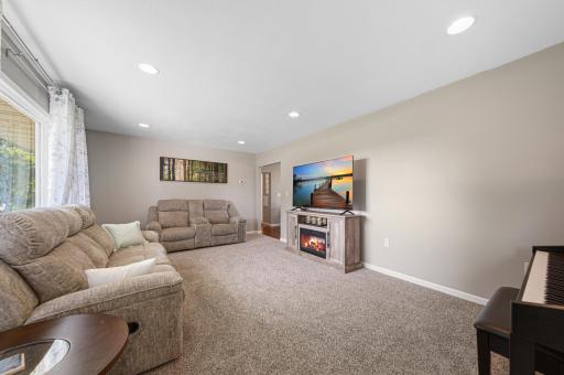 34421 Old Highway 13, Waseca, MN 56093