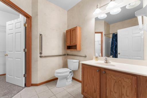 7447 Timber Crest Drive S, Cottage Grove, MN 55016