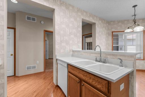 7447 Timber Crest Drive S, Cottage Grove, MN 55016