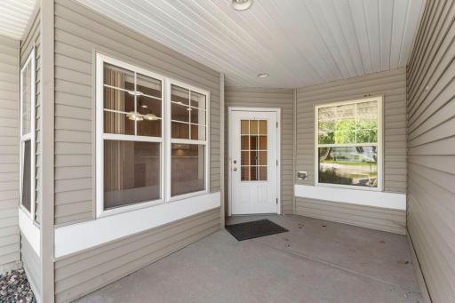 7447 Timber Crest Drive S, Cottage Grove, MN 55016