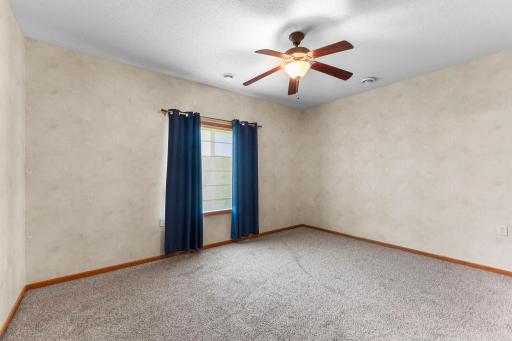 7447 Timber Crest Drive S, Cottage Grove, MN 55016