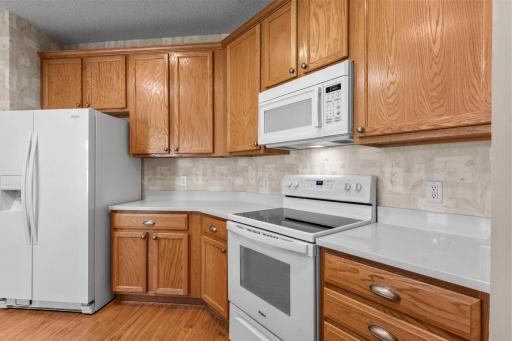 7447 Timber Crest Drive S, Cottage Grove, MN 55016