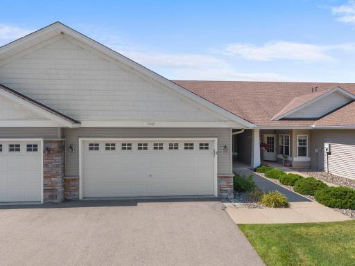 7447 Timber Crest Drive S, Cottage Grove, MN 55016
