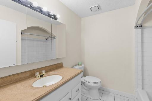Main Full Bath