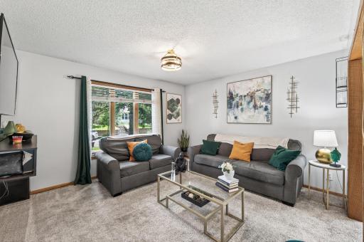 2505 Dupont Avenue N, Minneapolis, MN 55411