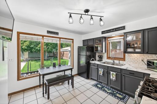 2505 Dupont Avenue N, Minneapolis, MN 55411