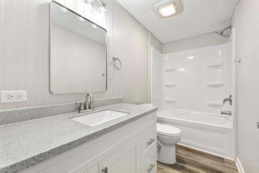 104 Central Avenue S, Dodge Center, MN 55927
