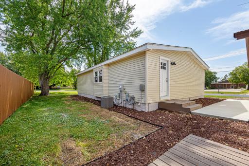 104 Central Avenue S, Dodge Center, MN 55927