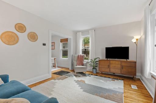 1830 Hewitt Avenue, Saint Paul, MN 55104