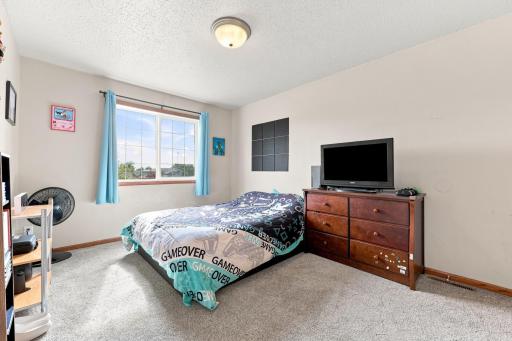730 36th Avenue W, West Fargo, ND 58078