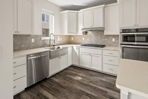 503 33rd Way E, B, West Fargo, ND 58078