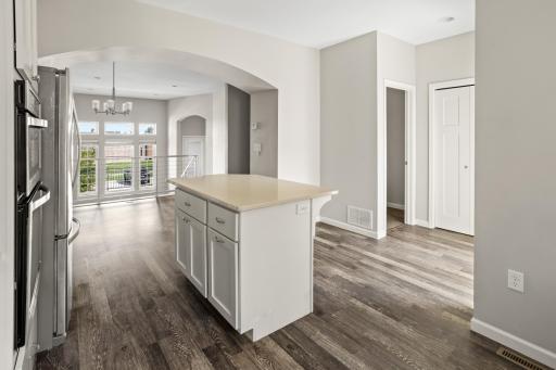 503 33rd Way E, B, West Fargo, ND 58078