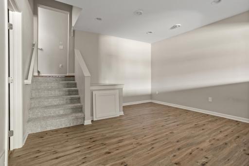 503 33rd Way E, B, West Fargo, ND 58078
