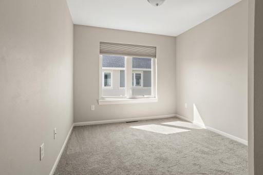 503 33rd Way E, B, West Fargo, ND 58078