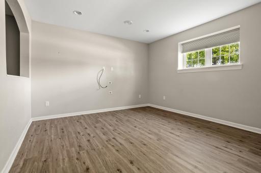 503 33rd Way E, B, West Fargo, ND 58078