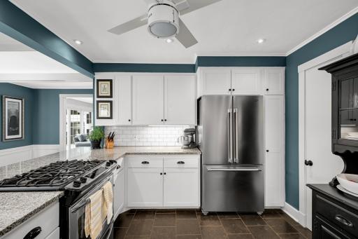 1064 Lombard Avenue, Saint Paul, MN 55105