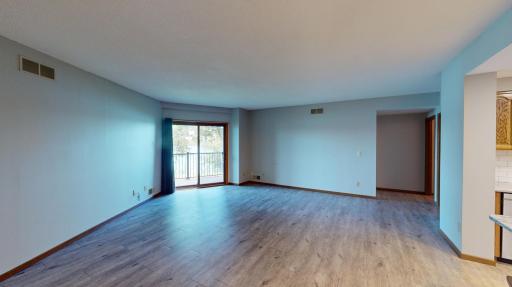 808 Lake Chapeau Drive, 105, Albert Lea, MN 56007