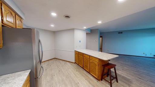 808 Lake Chapeau Drive, 105, Albert Lea, MN 56007