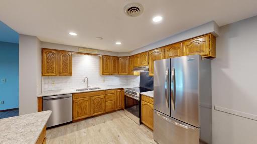 808 Lake Chapeau Drive, 105, Albert Lea, MN 56007