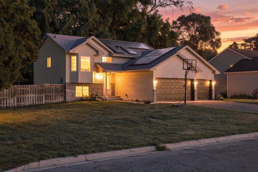 4-web-or-mls-2567_91st_Avenue_Northeast_Blaine_08330 TW.jpg